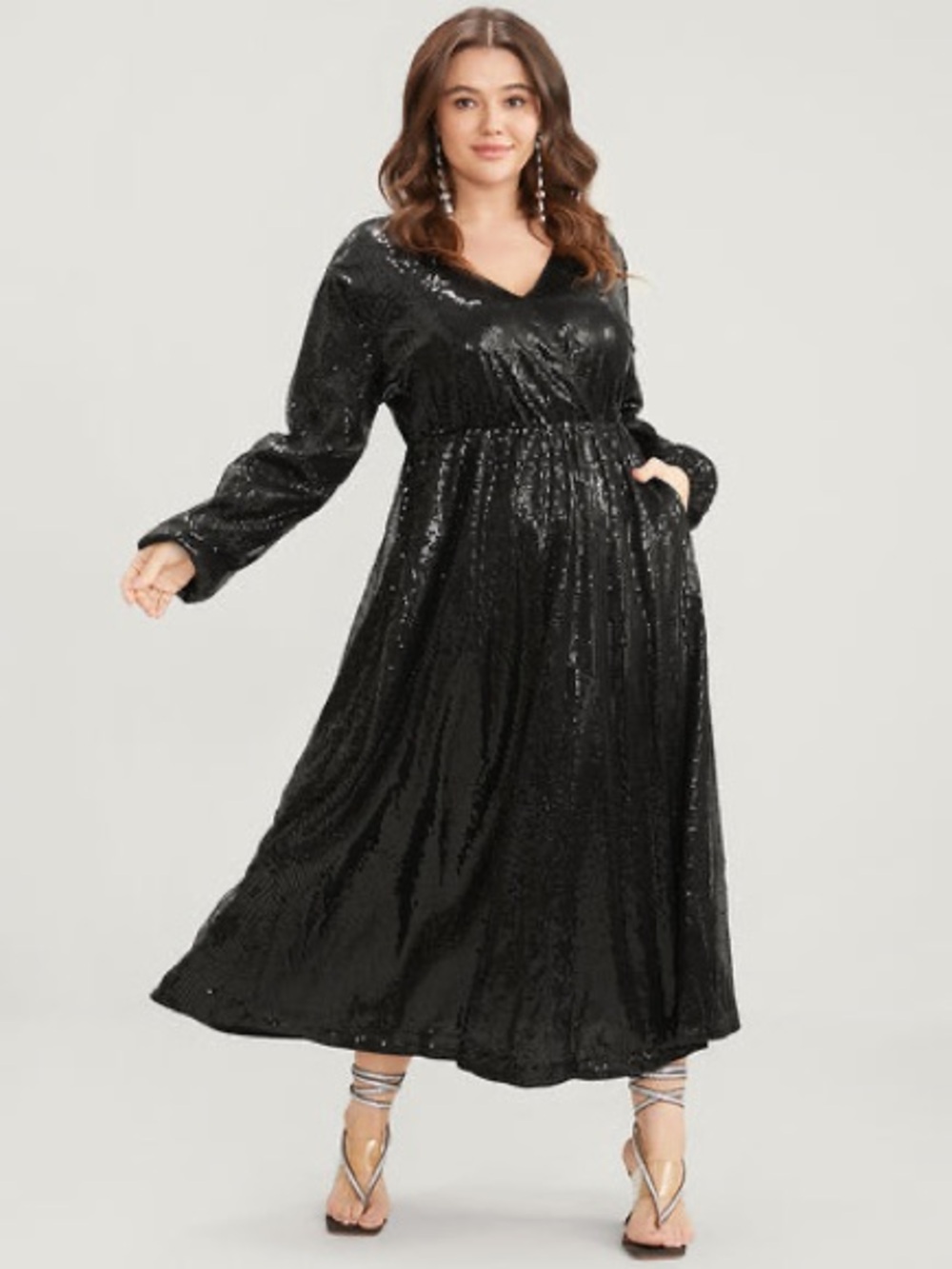Stunning Evening Gown Maxi Black and Shimmery Sliver Flowy V-neck Size 22-24
